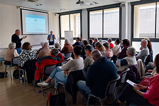 Une conférence éclairante pour les familles sur l'impact du lieu de vie sur le patrimoine