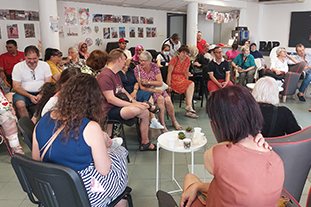 Rencontre avec les familles au CAJ le Trident